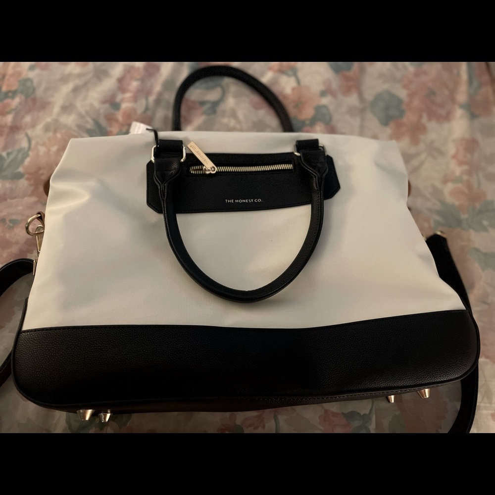 HONEST CROSSTOWN CARRYALL TRAVEL TOTE